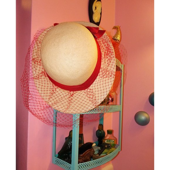 Vintage Tan and Red Veiled Hat - Picture 10 of 11